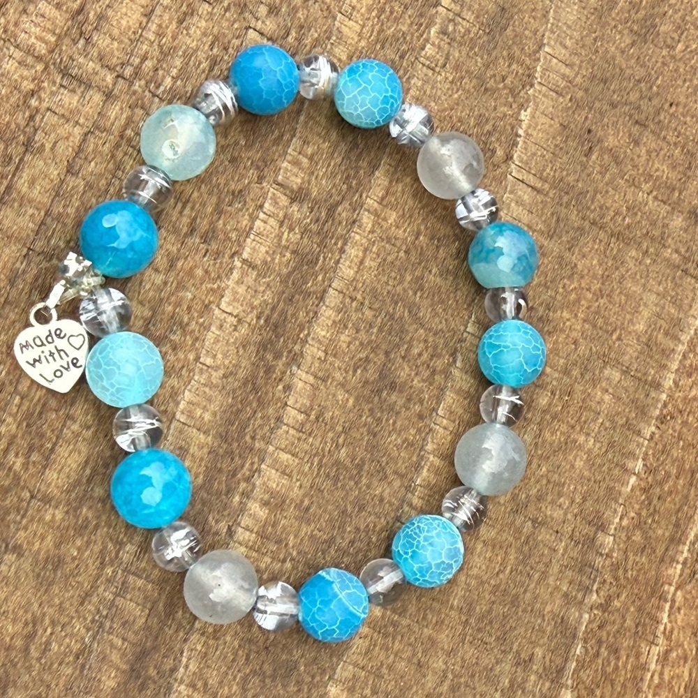 Blue Dyed Dragon Vein Agate and Silver Beaded Bracelet